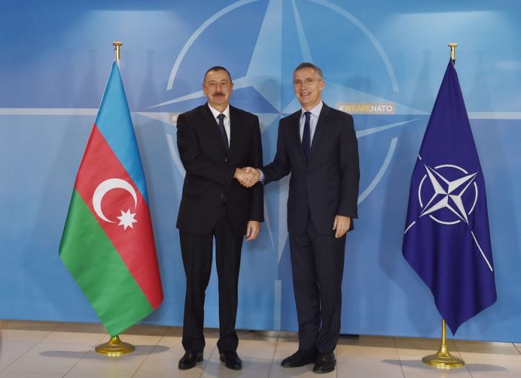 Prezident İlham Əliyev NATO baş katibini Azərbaycana dəvət edib 