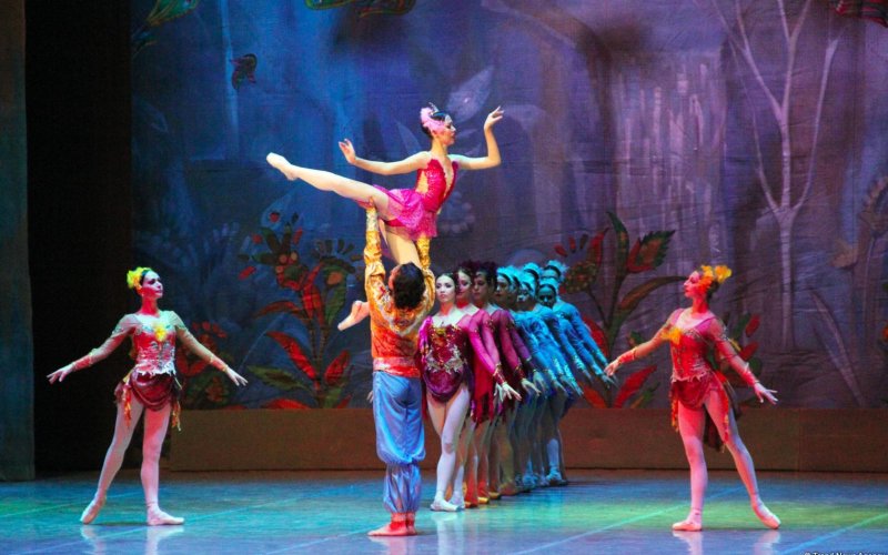 Bakıda Özbəkistanın “Xumo“ baleti təqdim edildi 