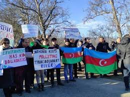 Aksiya iştirakçılarının mövqeyi bütün Azərbaycan xalqının mövqeyidir 