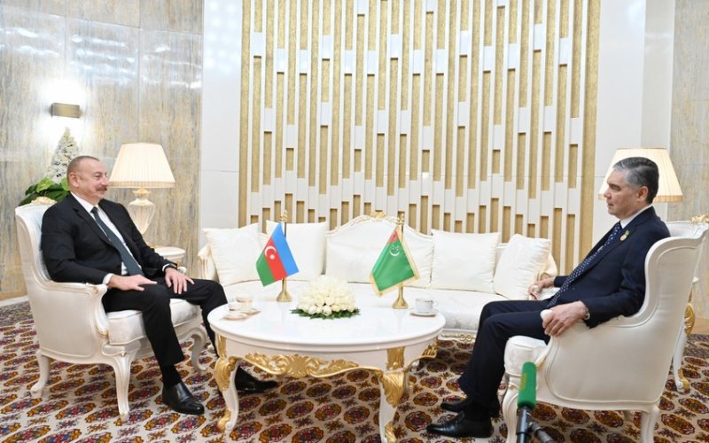 Prezident İlham Əliyev Türkmənistan Parlamenti Xalq Məsləhətinin sədri ilə görüşüb 